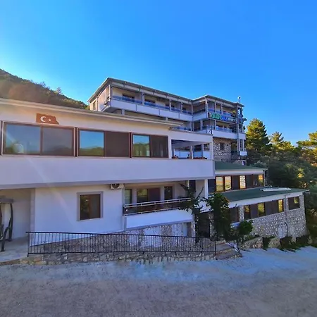 Aparthotel Vadisu Apart