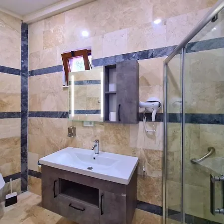 Aparthotel Vadisu Apart *